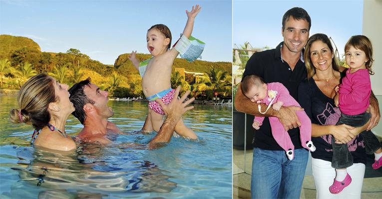 Patricia e Guilherme se refrescam com Nina nas piscinas naturais do resort, em Goiás. Mimos da mãe com a primogênita e do pai com a caçula. - João Passos