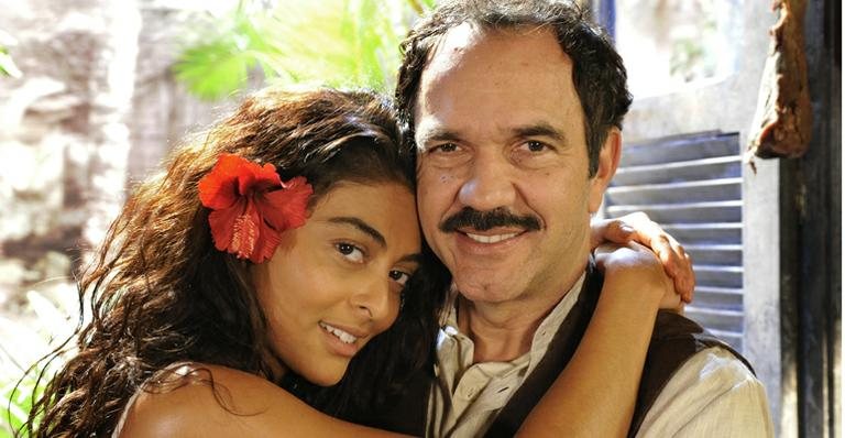 Gabriela (Juliana Paes) e Nacib (Humberto Martins) - Divulgação/TV Globo