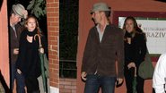 Edward Norton janta com sua esposa em Santa Teresa, no Rio de Janeiro - André Freitas / AgNews