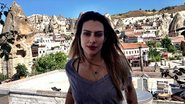 Cleo Pires na Turquia - Twitter/Reprodução