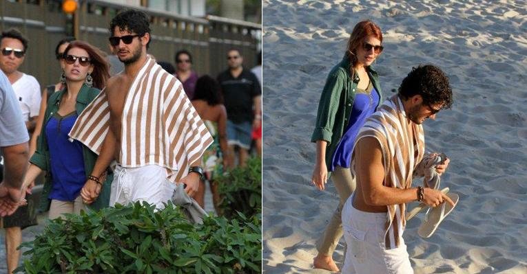 Alexandre Pato e Barbara Berlusconi em praia de Ipanema - André Freitas / AgNews