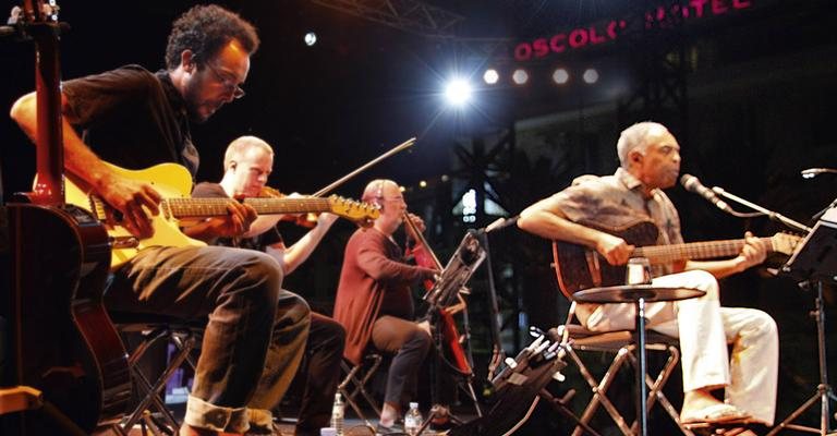 Gilberto Gil e Bem Gil - Reuters/Eric Gailard