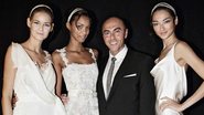 Em Barcelona - As modelos brasileiras Flávia Oliveira, Laís Ribeiro e Bruna Tenório vestem as criações do estilista Manuel Mota - Divulgação