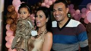 Luciele Di Camargo com a filha, Maria Eduarda, e o marido, Denílson - Francisco Cepeda/AgNews