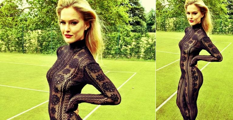 Bar Refaeli: look sexy em Londres - Twitter/Reprodução