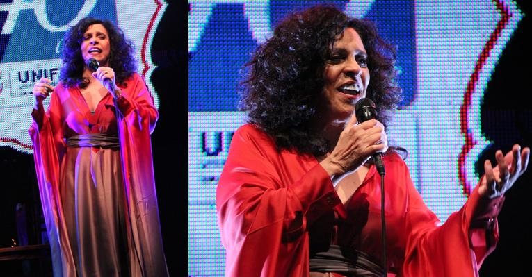 Gal Costa interpreta 'Modinha para Gabriela' em show na Bahia - Uran Rodrigues