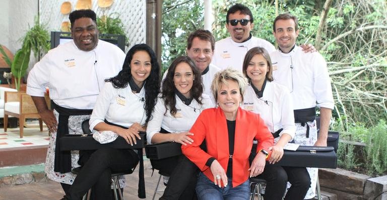 Adriana Birolli, Dig Dutra, Falcão, Luis Salém, Max Fercondini, Milena Toscano e Sérgio Loroza participam da disputa Super Chef Celebridades com Ana Maria Braga - Raphael Mesquita/FotoRioNews