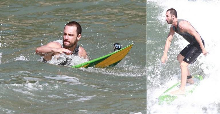 Rodrigo Santoro mostra habilidade no surfe pelo Rio de Janeiro - Delson Silva / AgNews