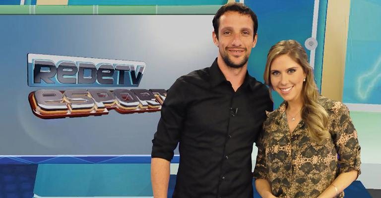 O ex-jogador de futebol Juliano Belletti fala a Gabriela Pasqualin para o programa da RedeTV!, Osasco, Grande SP. - -