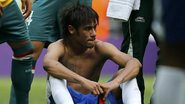 Neymar lamenta derrota para o México - Reuters