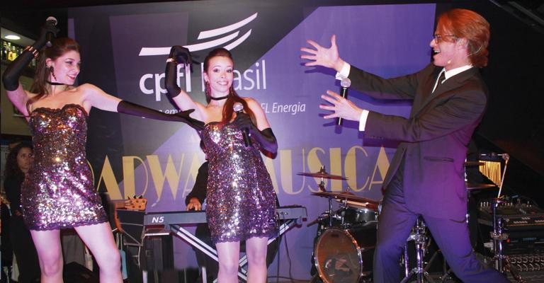 Meghan Dawson, Fabi Bang e Cleto Baccic cantam em festa da Fiesp, em SP - -