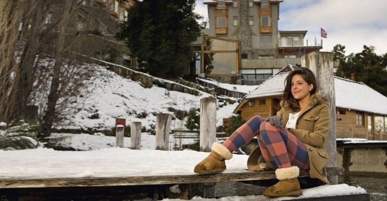 Em Villa La Angostura, na Patagônia argentina, a atriz paulistana se prepara para a trama global das 6, Lado a Lado. - Caio Guimarães