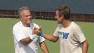 Kadu Moliterno comemora a vitória ao lado de seu parceiro, Mats Wilander - Jaime Borquez