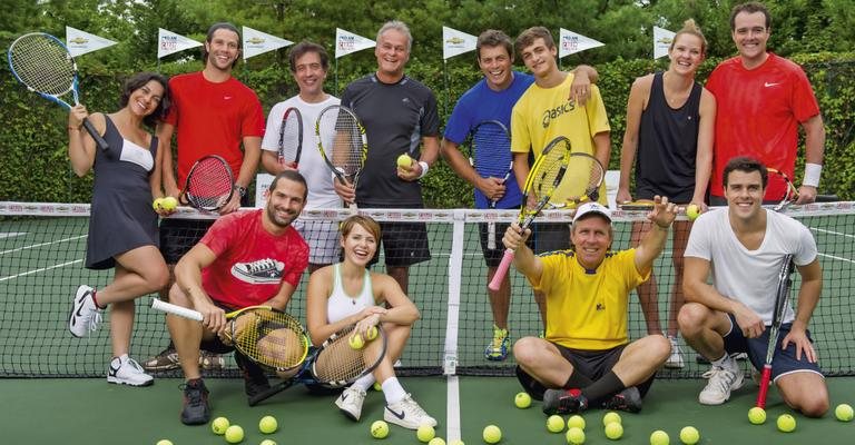 Izabella Bicalho, Gustavo Leão, Ricardo Almeida, Kadu Moliterno, Luigi Baricelli com o filho Vittorio, Letícia Birkheuer e Antonio Lopes, em pé; Iran Malfitano, Letícia Colin, Carlos Alberto Kirmayr e Joaquim Lopes - Cadu Piloto