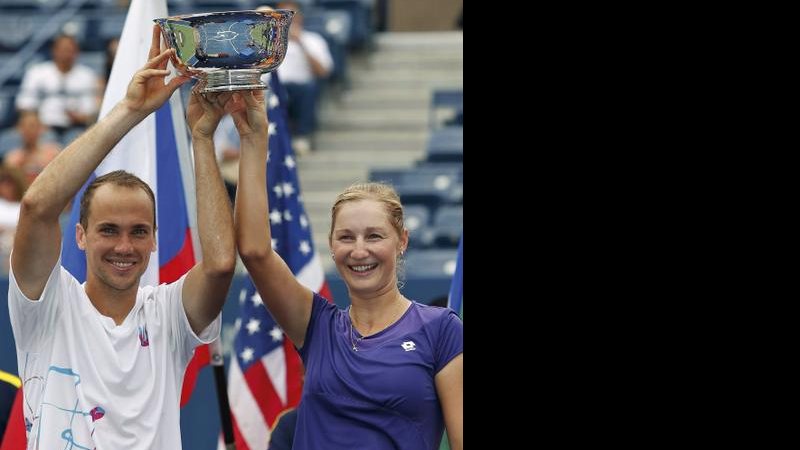 Makarova e Bruno Soares - Reuters