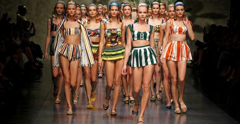 Dolce & Gabbana apresenta coleção primavera/verão 2013 na Semana de Moda de Milão, na Itália - Divulgção