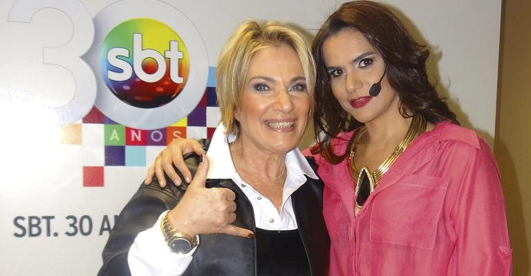 Em SP, a diretora musical Lucimara Parisi recebe a cantora Gilmelândia no Programa do Ratinho, do SBT. - -