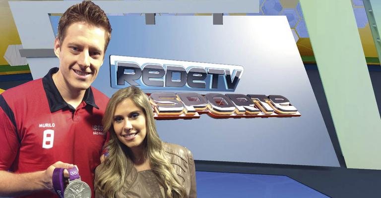 O jogador de vôlei Murilo Endres fala à apresentadora Gabriela Pasqualin na atracão da RedeTV!, em São Paulo. - -