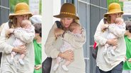 Uma Thurman passeia com a filha recém-nascida por Nova York, Estados Unidos - The Grosby Group