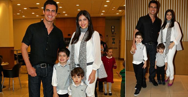 Carlos Casagrande e Marcelly Anselmé com os filhos Theo e Luca - Manuela Scarpa / Foto Rio News