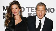 Gisele Bündchen e Mario Testino: o fotógrafo defendeu a top no início da carreira - Getty Images