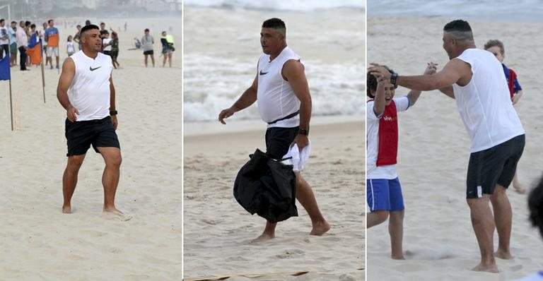 Ronaldo aparece com novo look na praia do Leblon, Rio de Janeiro - Wallace Barbosa / AgNews