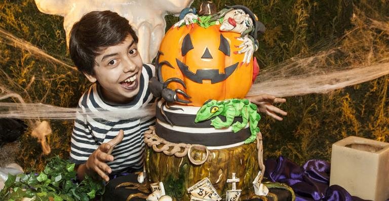 Gustavo Daneluz, que interpreta Mario Ayala em 'Carrossel', comemora seus 12 anos com festa Halloween - Vagner Campos