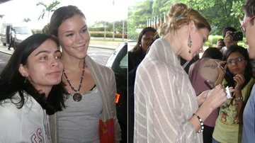 Joss Stone posa com fãs e distribui autógrafos ao deixar o Rio de Janeiro - Gabriel Reis/Agnews