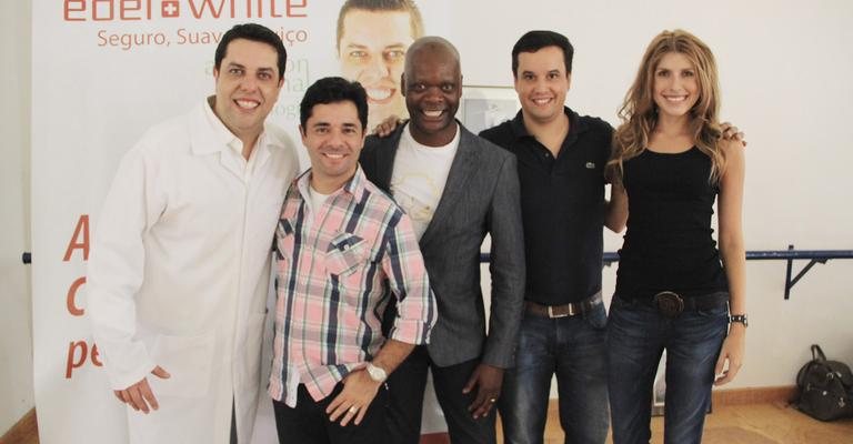 Anderson Bernal comanda campanha pela saúde bucal com apoio de Fernando Lyra Jr., Sebastian, Crhistian Markus e Juliana D’Agostini, em Osasco, SP. - -