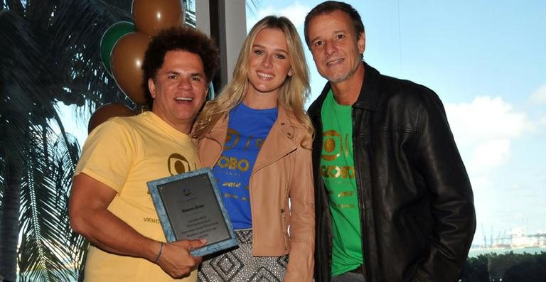 Romero Britto, Marcello Novaes e Fiorela Mattheis - Bill Paparazzi e Angelica Konrad