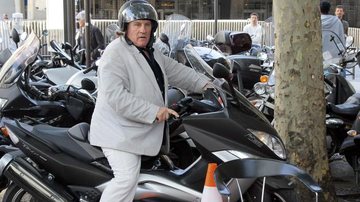 Gérard Depardieu - -