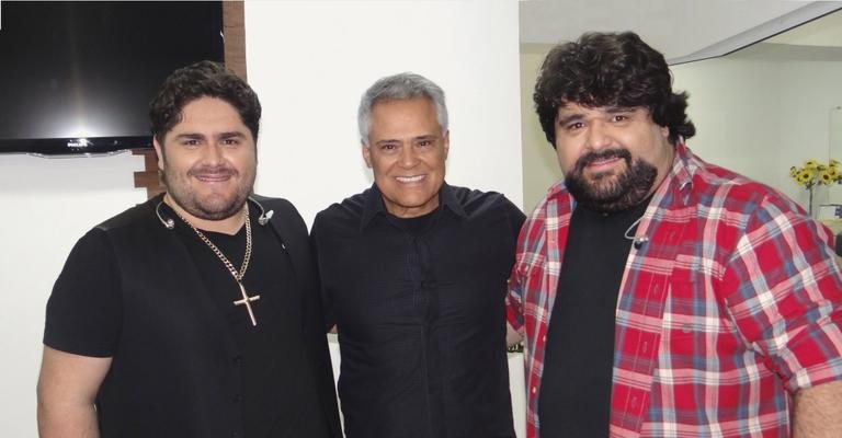 Fabiano, Jota Domingos e César Menotti gravam DVD em Valinhos, interior de SP. - -