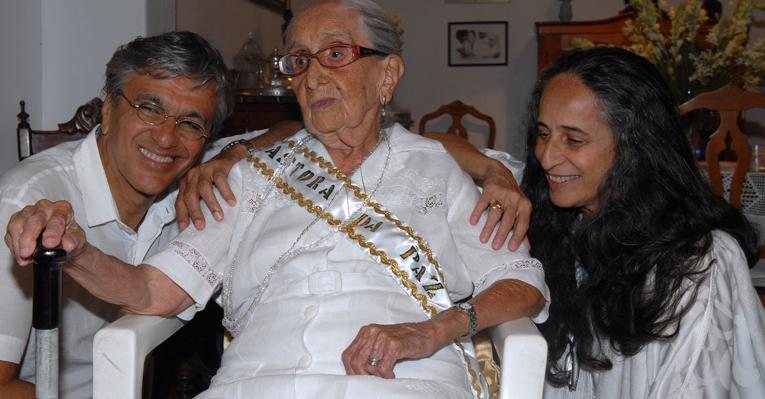 Caetano Veloso, Dona Canô e Maria Bethânia - Arquivo