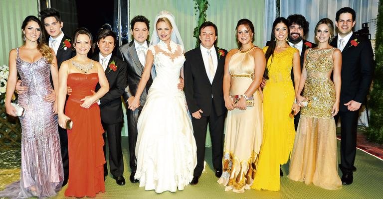 Os noivos e os padrinhos Luan Santana e Jade Magalhães, Xororó e Noely, Chitãozinho e Márcia Alves, Fabiano e Marília Gabriela e Sorocaba e Daiane Greco - João Passos