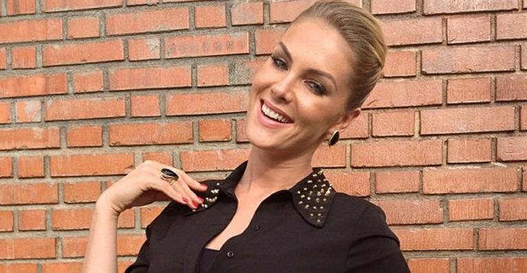 Ana Hickmann - Reprodução/ Facebook