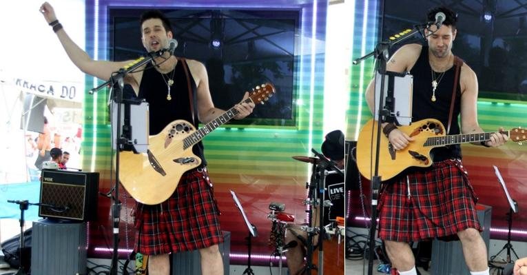 Daniel Del Sarto se apresenta em Copacabana, Rio de Janeiro - Graça Paes/Foto Rio News