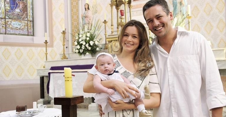 Em Santa Maria, RS,Bianca e Henry Canfield não escondem o orgulho em ver a filha com saúde. - George Canfield