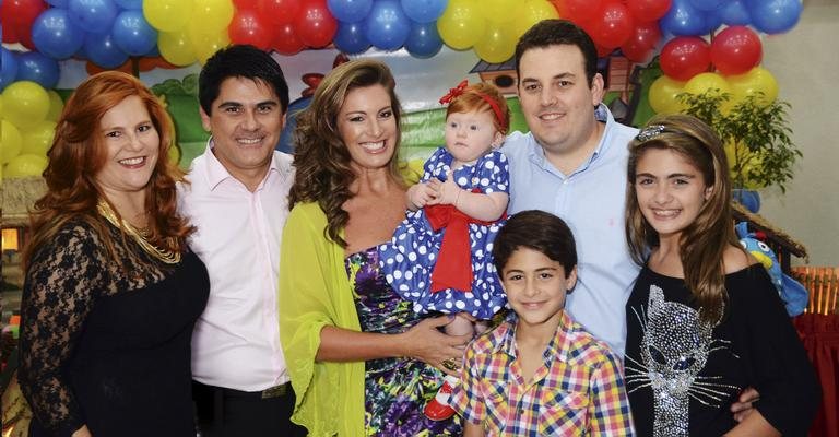 Família celebra o 1 ano de Lorena em São Paulo - -