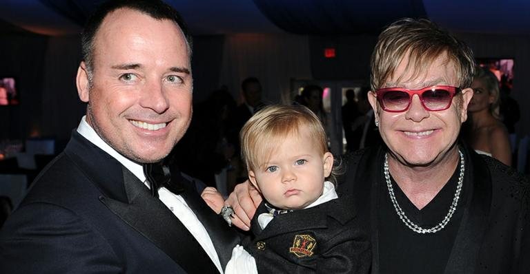 Elton John, Zachary e David Furnish - Getty Images