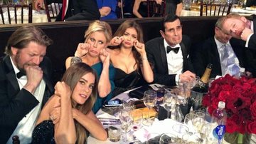 Elenco de 'Modern Family' no Globo de Ouro 2013 - Reprodução