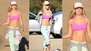 Ashley Tisdale exibe barriga definida nos Estados Unidos - The Grosby Group