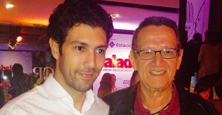 Rodrigo Oliveira e Rafael Sessenta, chefs famosos pela cozinha nordestina, participam de badalada premiação do setor gastronômico, em SP. - -