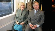 Príncipe Charles e Camilla Parker-Bowles andam de metrô em Londres - Getty Images