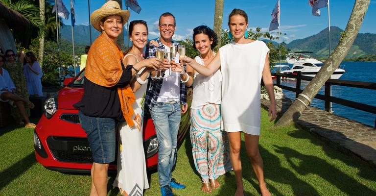 Betty Lago, Ana Botafogo, Carlinhos de Jesus, Juliana Knust e Letícia Birkheuer. - Caio Guimarães, Maíra Vieira, Cesar Alves e Micaela Gurmindo