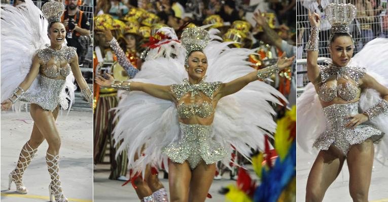 Sabrina Sato brilhou à frente da bateria da escola de samba Gaviões da Fiel, em São Paulo - Milene Cardoso / AgNews