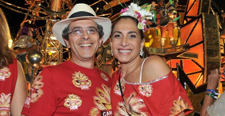 Totia Meireles e Jaime Rabacov conferem a última noite de carnaval no Camarote CARAS - Renato