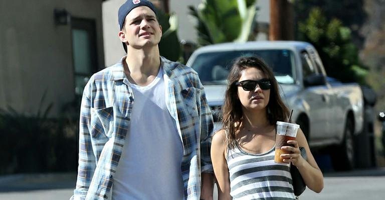 Ashton Kutcher e Mila Kunis - Grosby Group