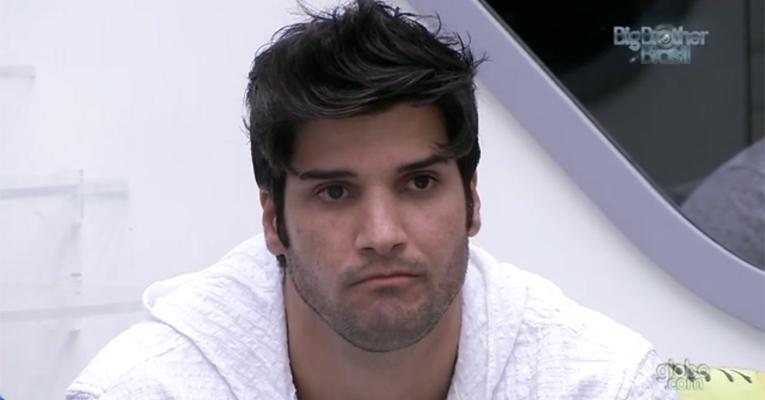 Marcello aguarda o resultado do sétimo paredão do 'BBB13' - Reprodução/TV Globo