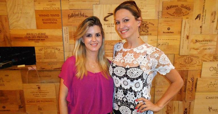 A dermatologista Isabella Rezende e a apresentadora Adriana Colin almoçam em SP. - -