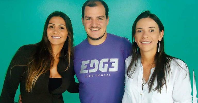 O executivo do setor de academias de ginástica Marcel Marciano dá entrevista às apresentadoras Fabiana Mello e Juliana Arliani na atração da TV Geração Z, em São Paulo. - -